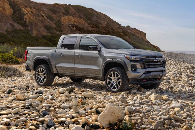 Good Family Cars: 10 Best Options for Safety, Space, and Value